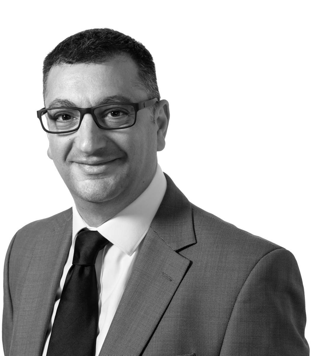 Portrait of Dr Stephen Bianchi